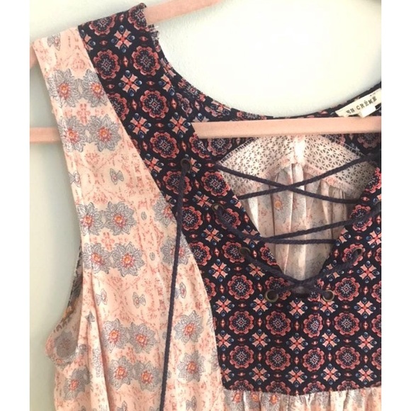 En Creme Tunic - Picture 3 of 4